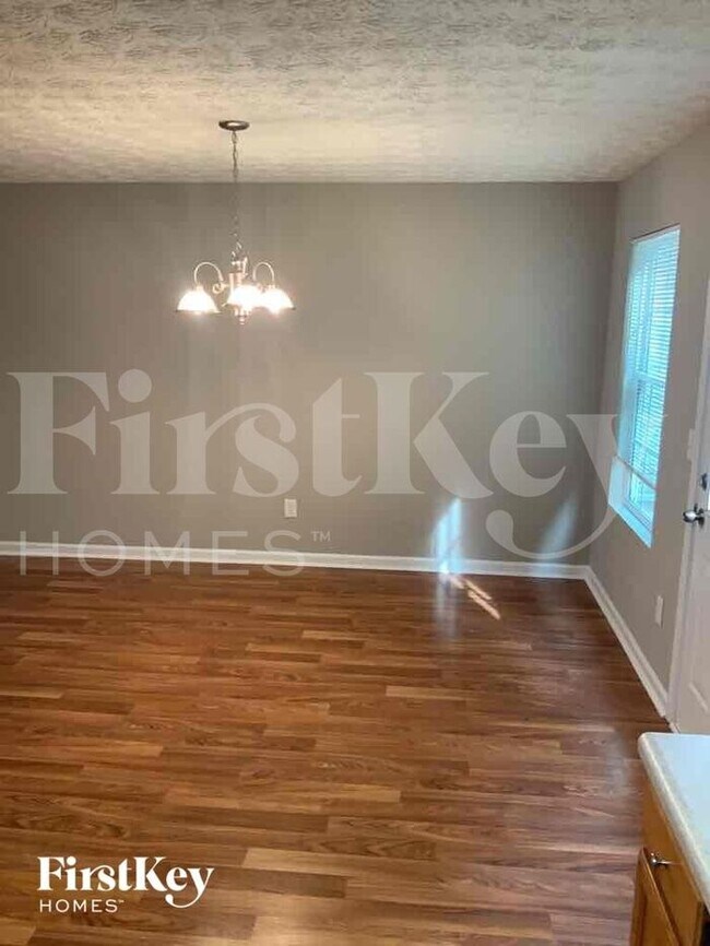 Building Photo - 130 Cobblestone Dr
