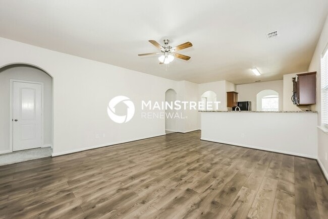 Foto del edificio - 3 Bedroom Pet-Friendly Home in FORNEY, TX ...