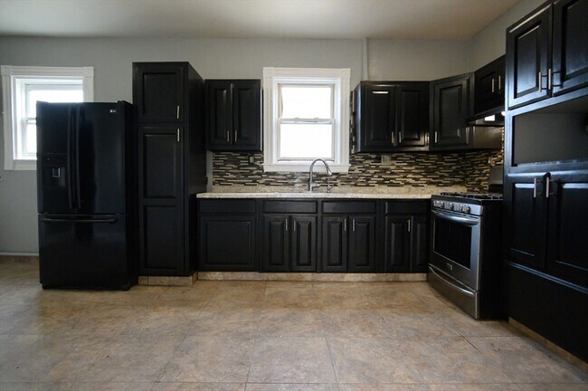 Foto del edificio - 4 Burton Ave