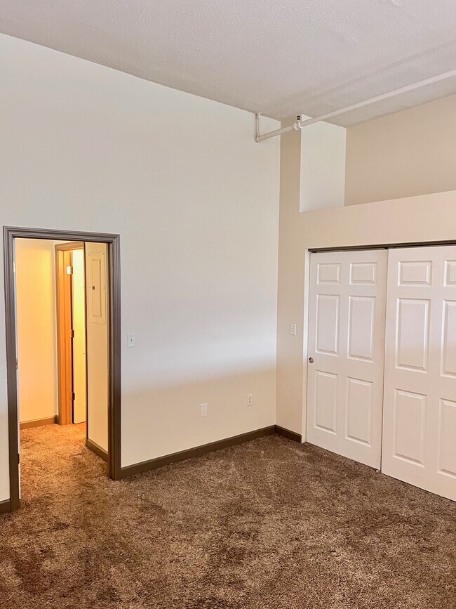 Tower Press Building Apartments in Cleveland, OH