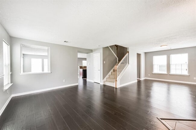 Building Photo - 22218 Orchard Dale Dr