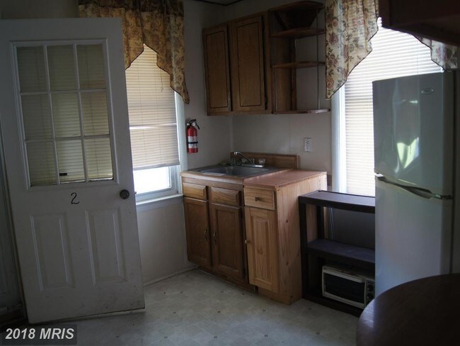 Building Photo - bedroom in Waynesboro PA 17268