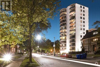 Building Photo - 485-485 Huron St