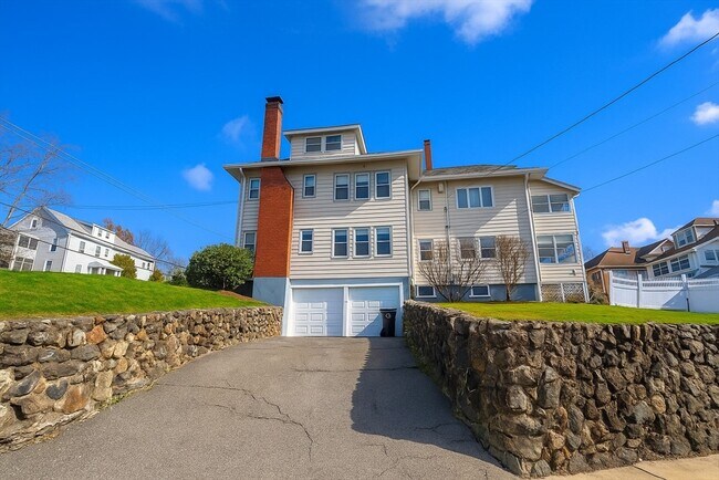 Foto del edificio - 86 Palfrey Rd