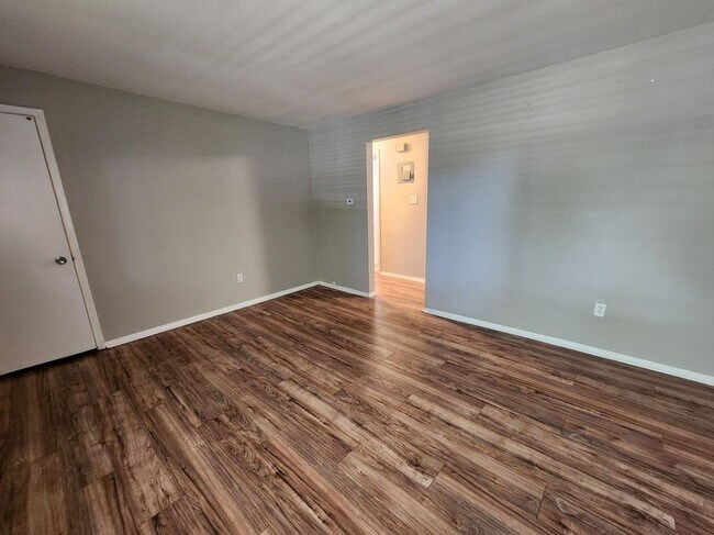 Building Photo - 7095 W 13th Ave