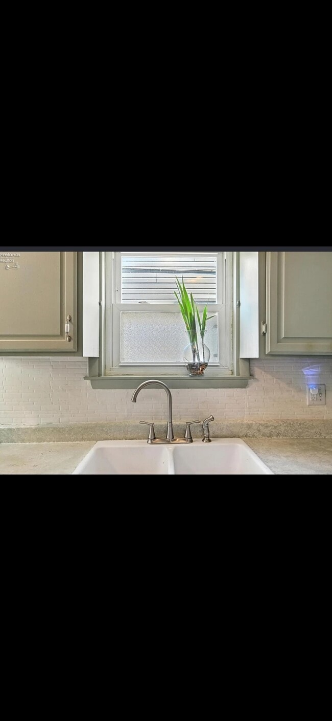 Foto del edificio - 1412 Prospect St