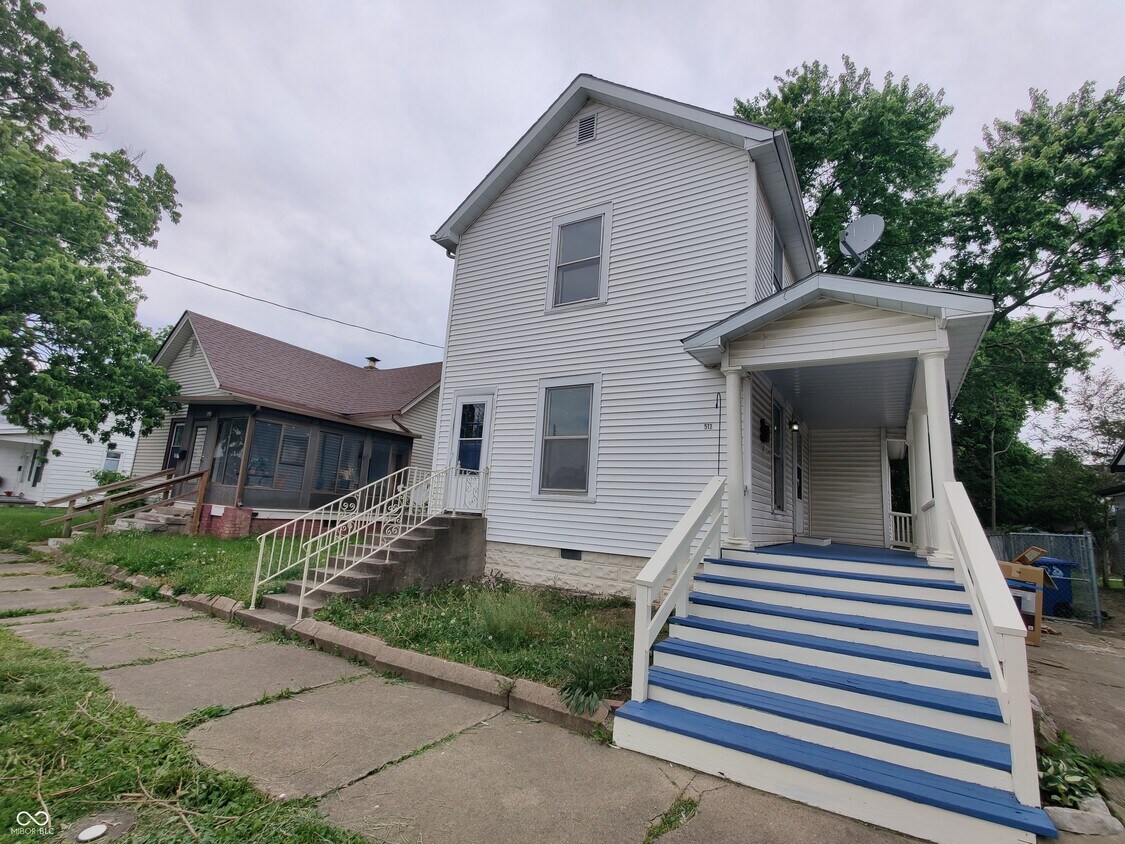Primary Photo - 512 W Taylor St