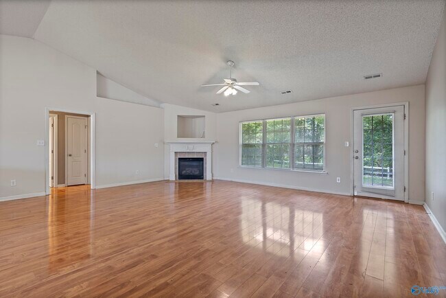 Foto del edificio - 108 Kendrick Ln