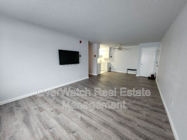 Foto del edificio - 3100 Ward Pl