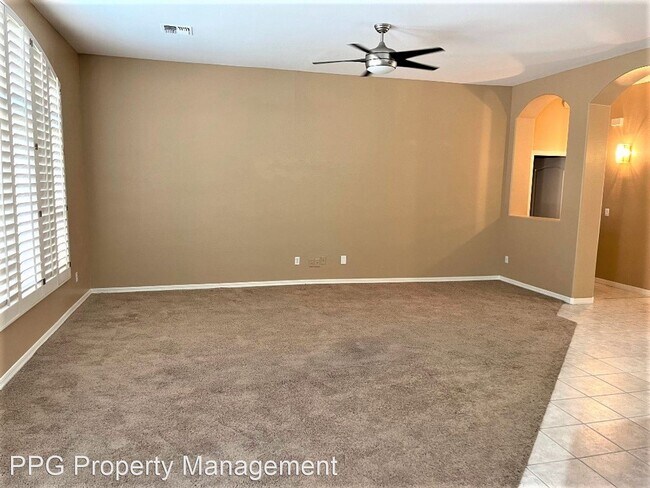Foto del edificio - 4 br, 2 bath House - 328 S Rock Harbor Dr