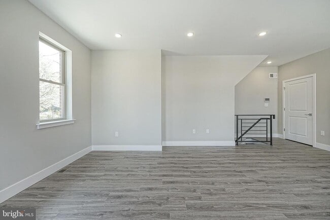 Foto del edificio - 300 W Jefferson St