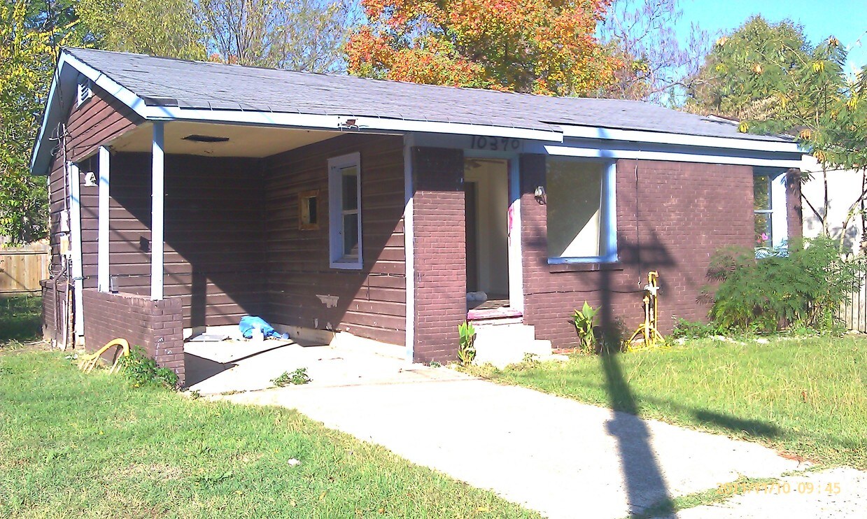 Primary Photo - 10390 Kirk Ln
