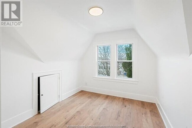 Building Photo - 1841 Moy Ave