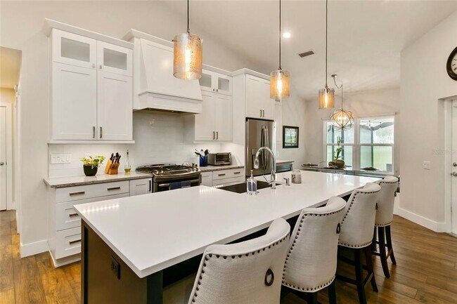 Foto del edificio - 7049 Edgeworth Dr
