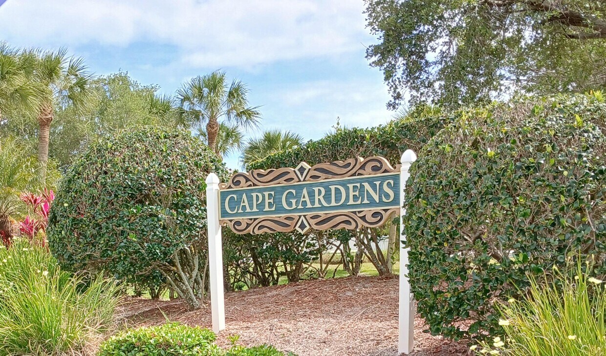 Foto principal - 169 King Neptune Ln