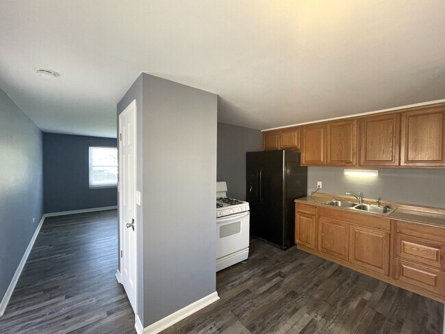 Foto del edificio - 3137 Maize Rd