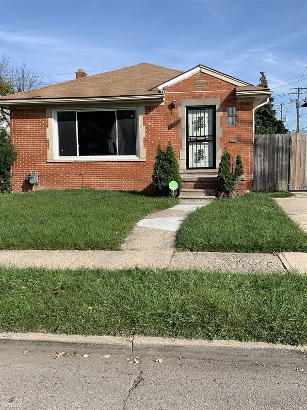 Primary Photo - 3 br, 1 bath House - 7230 Rosemont Ave