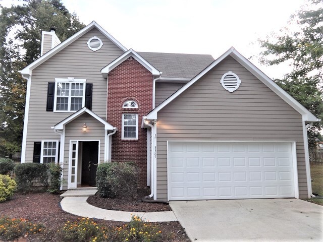Foto principal - 3385 English Oaks Drive NW