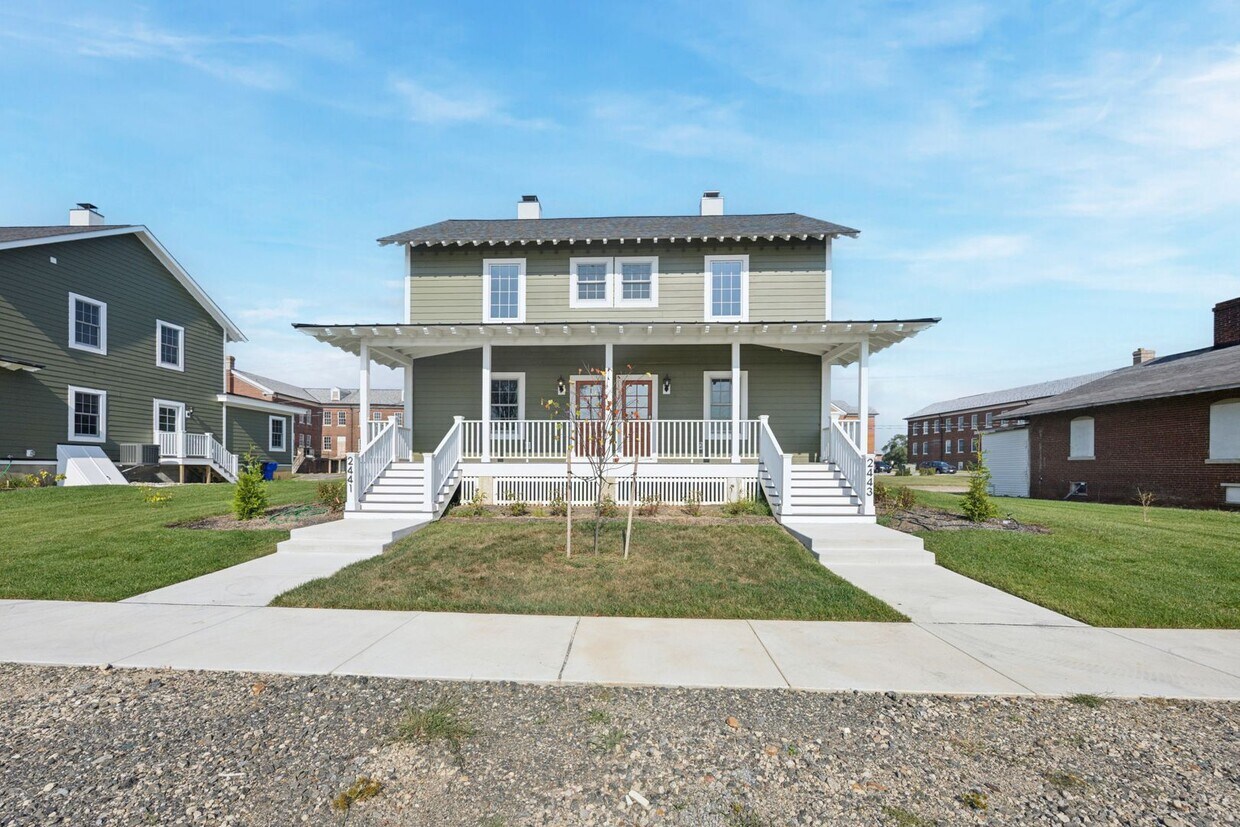 Primary Photo - Delaware City Alert!! 3 bed 2 baths availa...