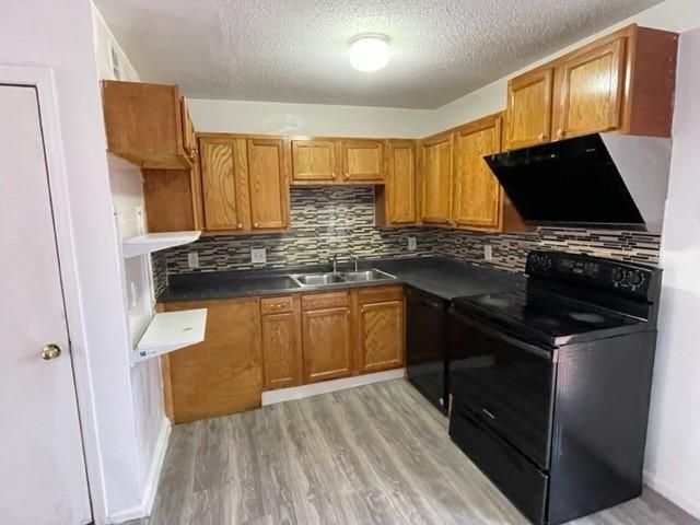 Foto del edificio - 3882 Parklane Dr