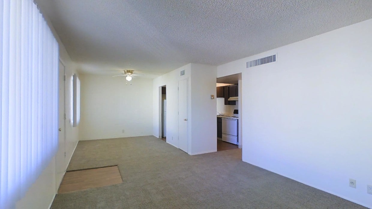 Photo - The Lowell Apartments