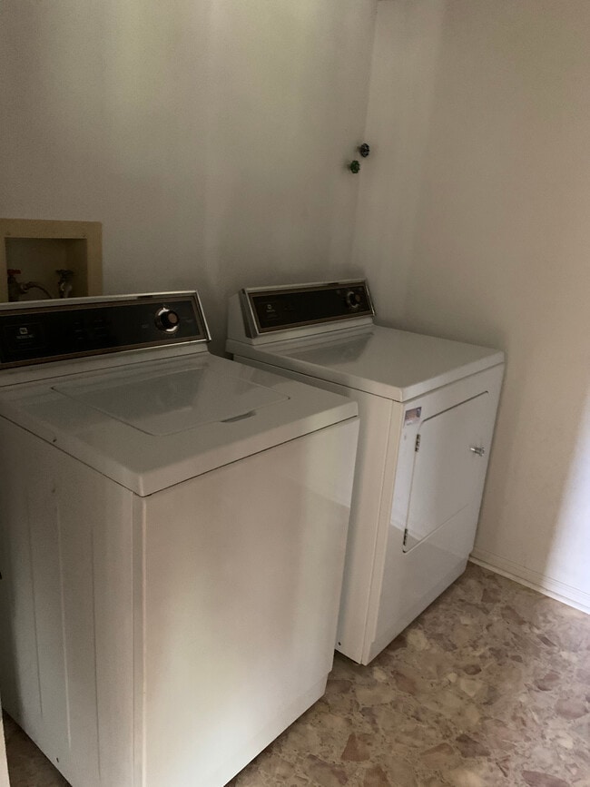In-unit laundry/utility room - 5341 76th W Ave
