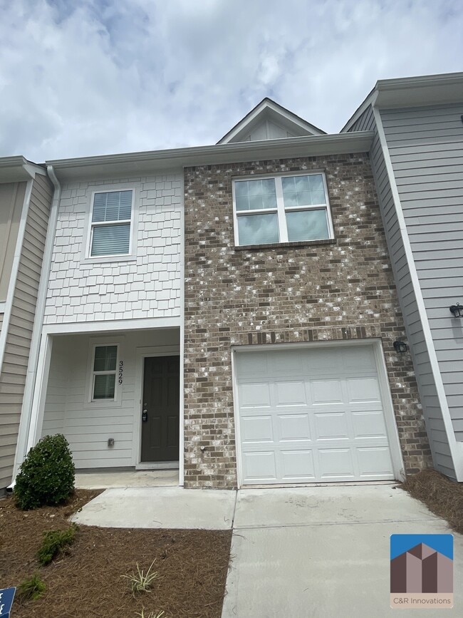 Building Photo - 3529 Condor Ct SW