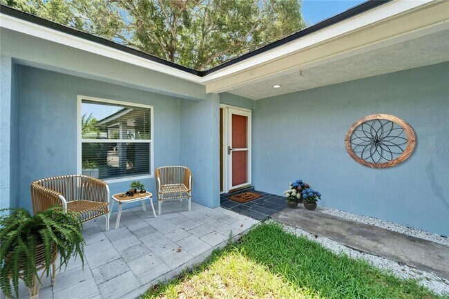 Foto del edificio - 2552 Bramblewood Dr W