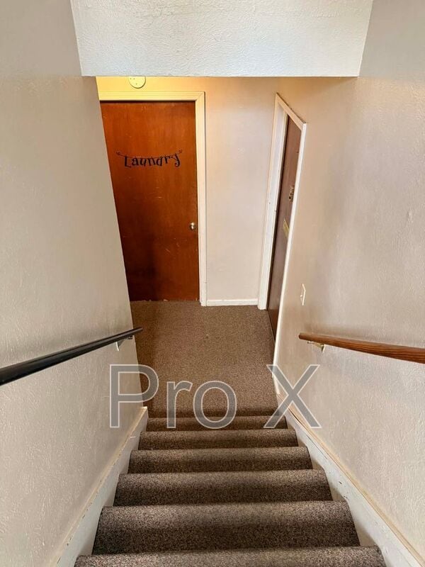 Building Photo - 124 E Highland Ave