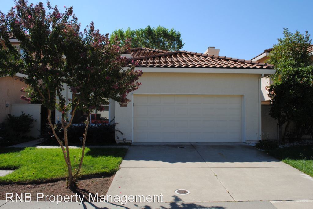 Primary Photo - 3 br, 2 bath House - 5525 Cabrillo Way