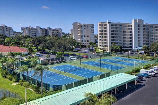 Foto del edificio - 7963 Sailboat Key Blvd S
