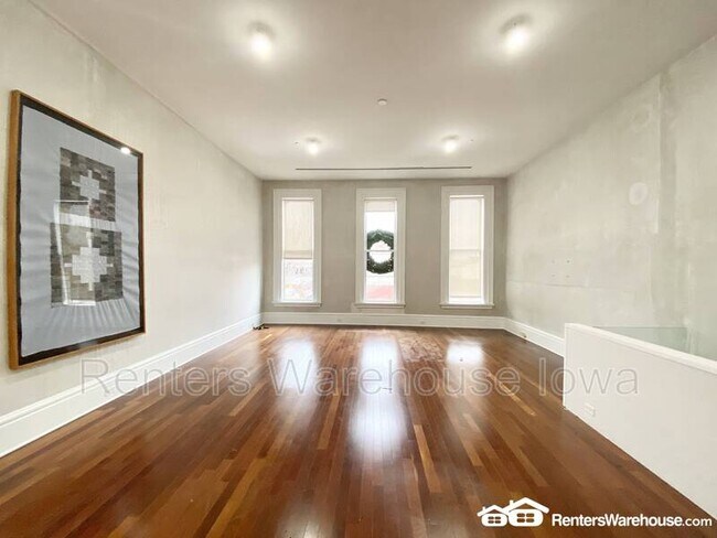Foto del edificio - 520 Grand Ave