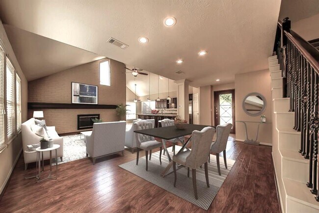 Foto del edificio - 2303 Cherry Bend Dr