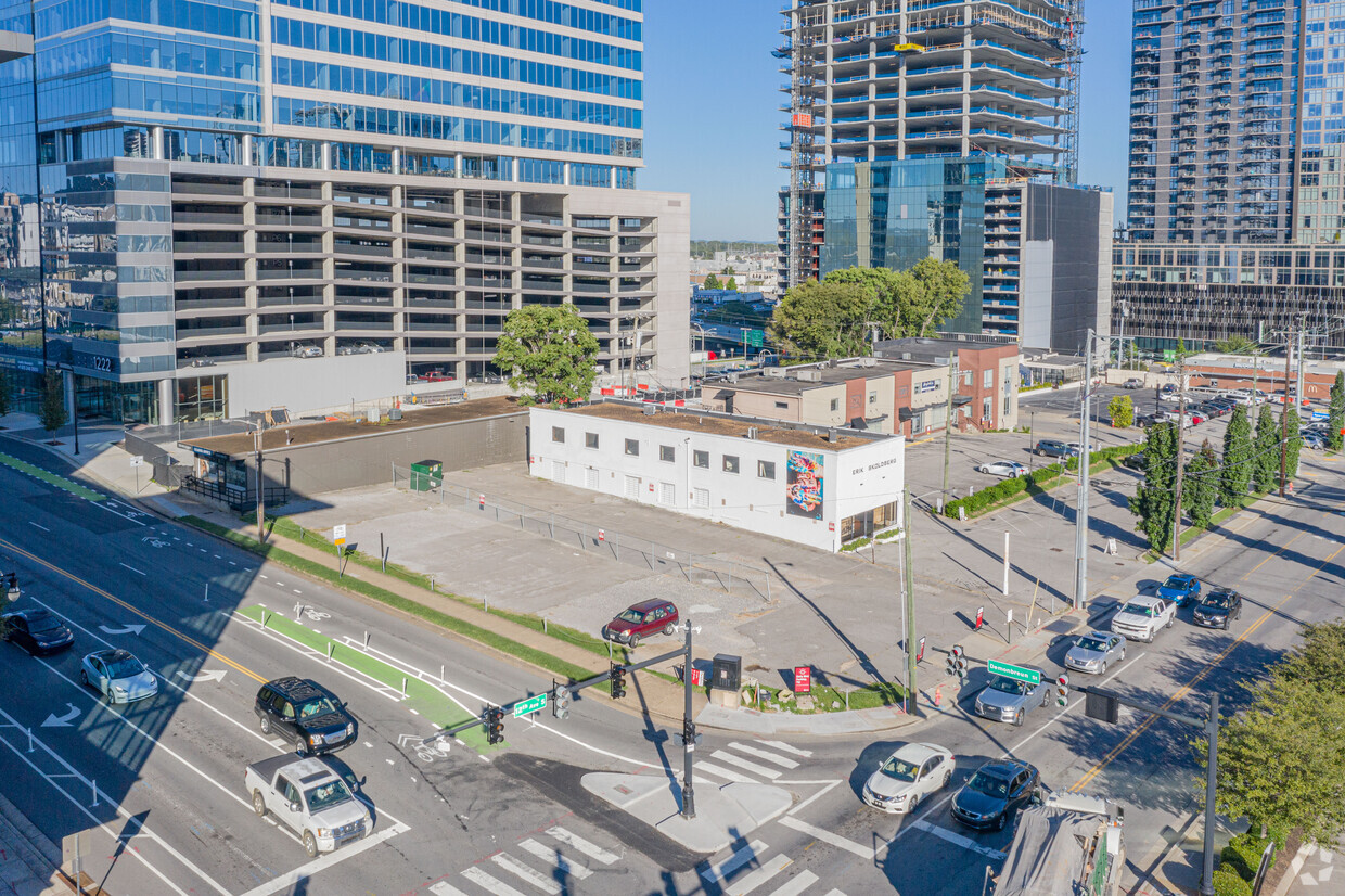 Building Photo - Pullman at Gulch Union