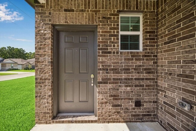 Building Photo - 11605 Whirlaway Dr