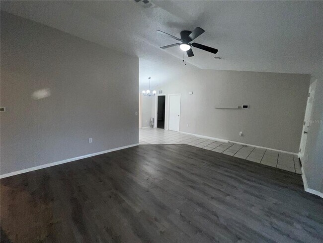 Foto del edificio - 17413 Terry Ave