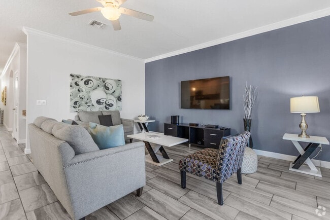 Building Photo - 4718 Kings Castle Cir