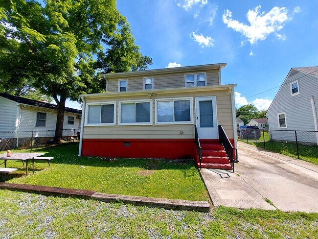 Parte trasera de la casa - 1841 Kentucky Ave