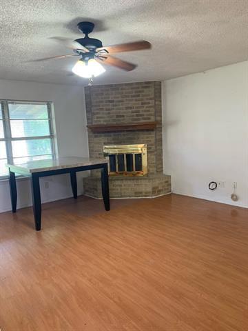 Foto del edificio - 5809 Lalagray Ln