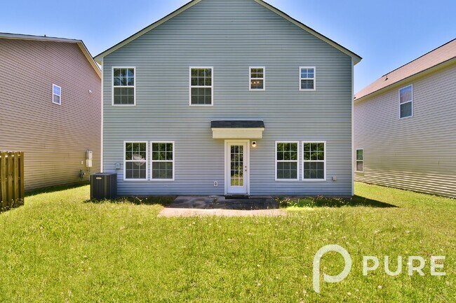 Building Photo - 340 Longfellows Ln, Elgin, SC 29045