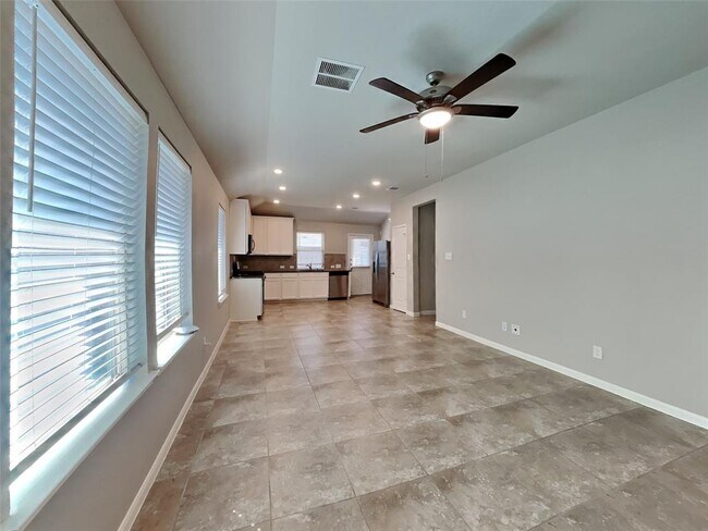 Building Photo - 21451 Bluebonnet Cove Ct