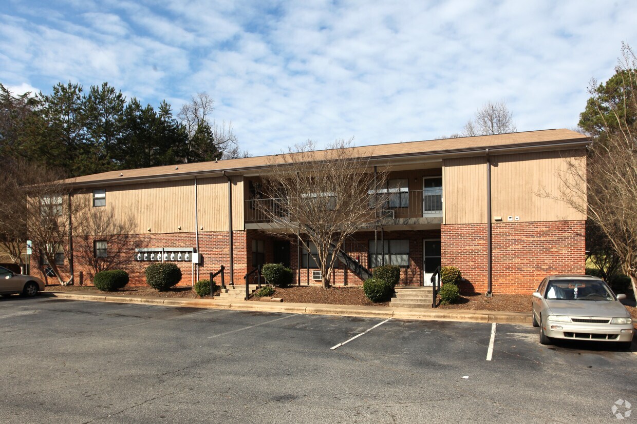 East Winds Apartments Salisbury, NC