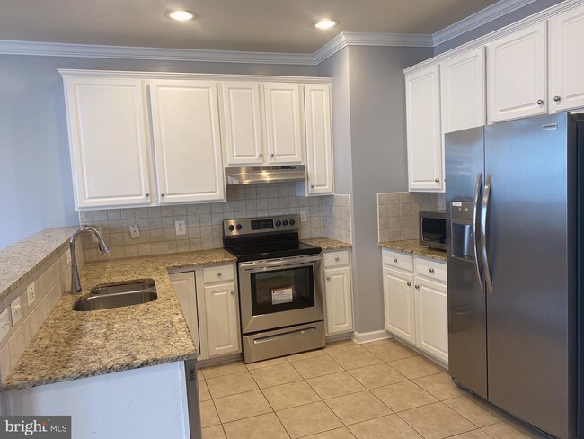 Foto del edificio - 5521 Hartfield Ave