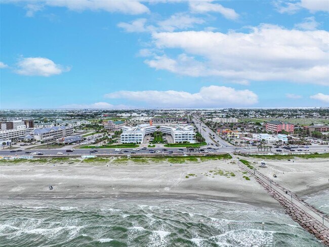 Foto del edificio - 6102 Seawall Blvd