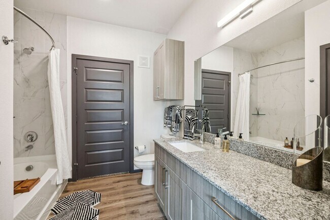 Interior Photo - Windsor Apartments