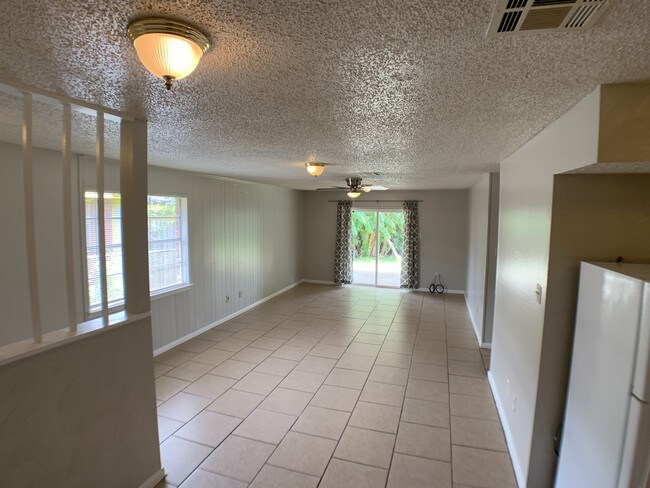 Foto del edificio - 2658 Tifton Ave