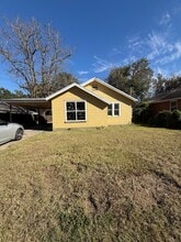 Building Photo - 2760 N Foster Dr