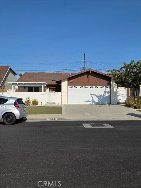 Building Photo - 24508 Panama Ave