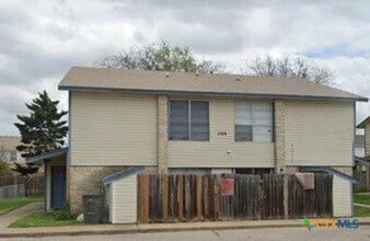 Building Photo - 1308 Covey Ln