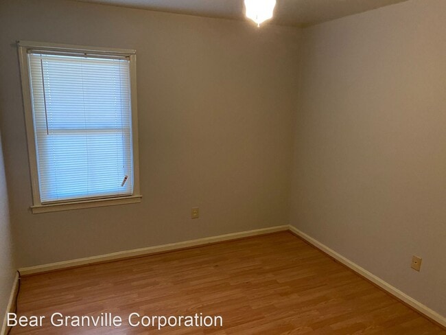 Building Photo - 3 br, 2 bath House - 1539 Presidential Dr.